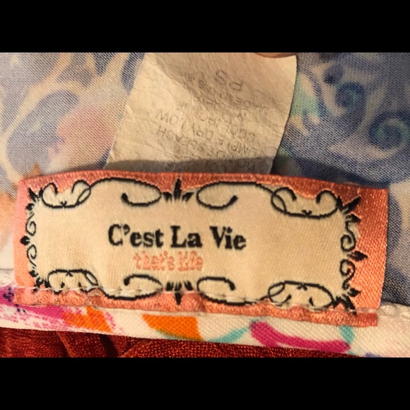 C’est LaCie top size PS.  Petite small. - Picture 3 of 5
